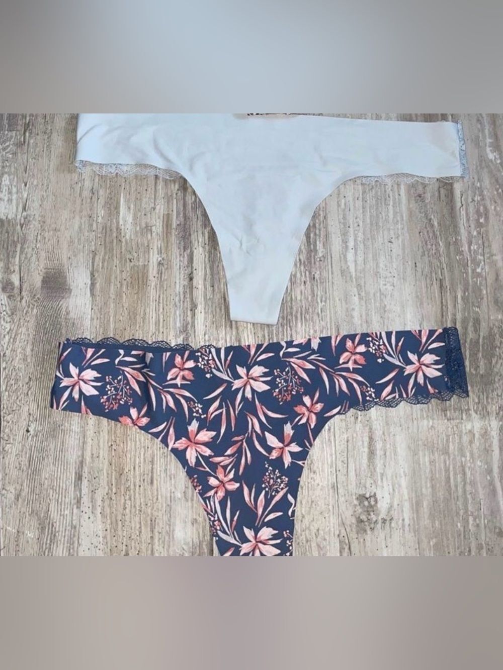 2 pack bundle of thong lace panties sz L